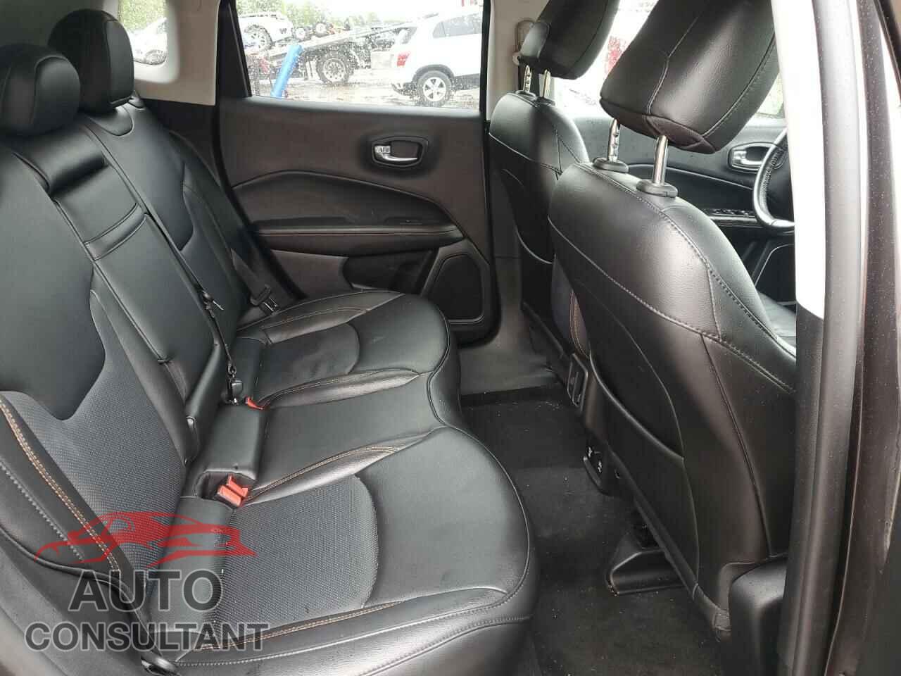 JEEP COMPASS 2019 - 3C4NJDCBXKT812211