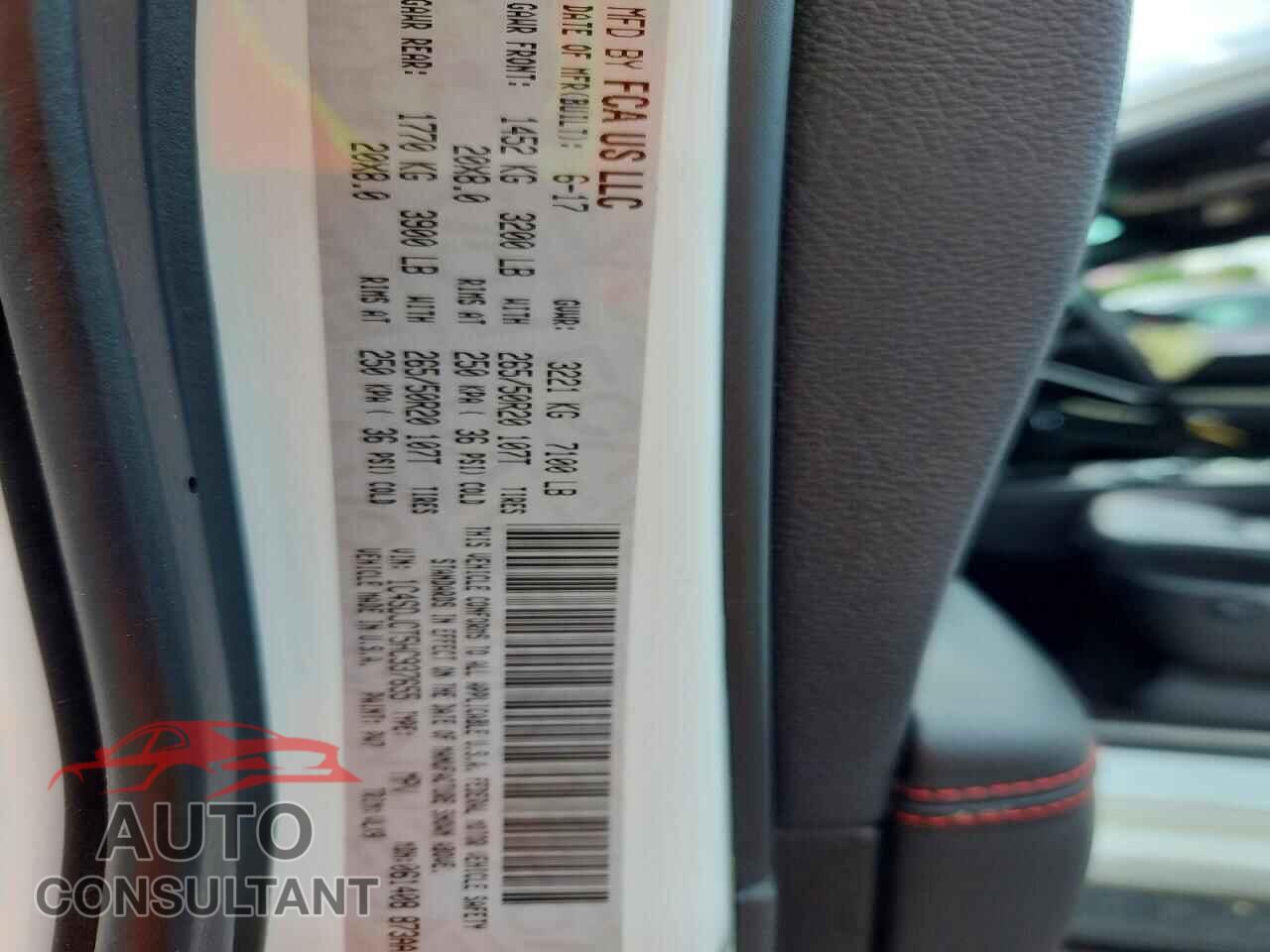 DODGE DURANGO 2017 - 1C4SDJCT5HC937655