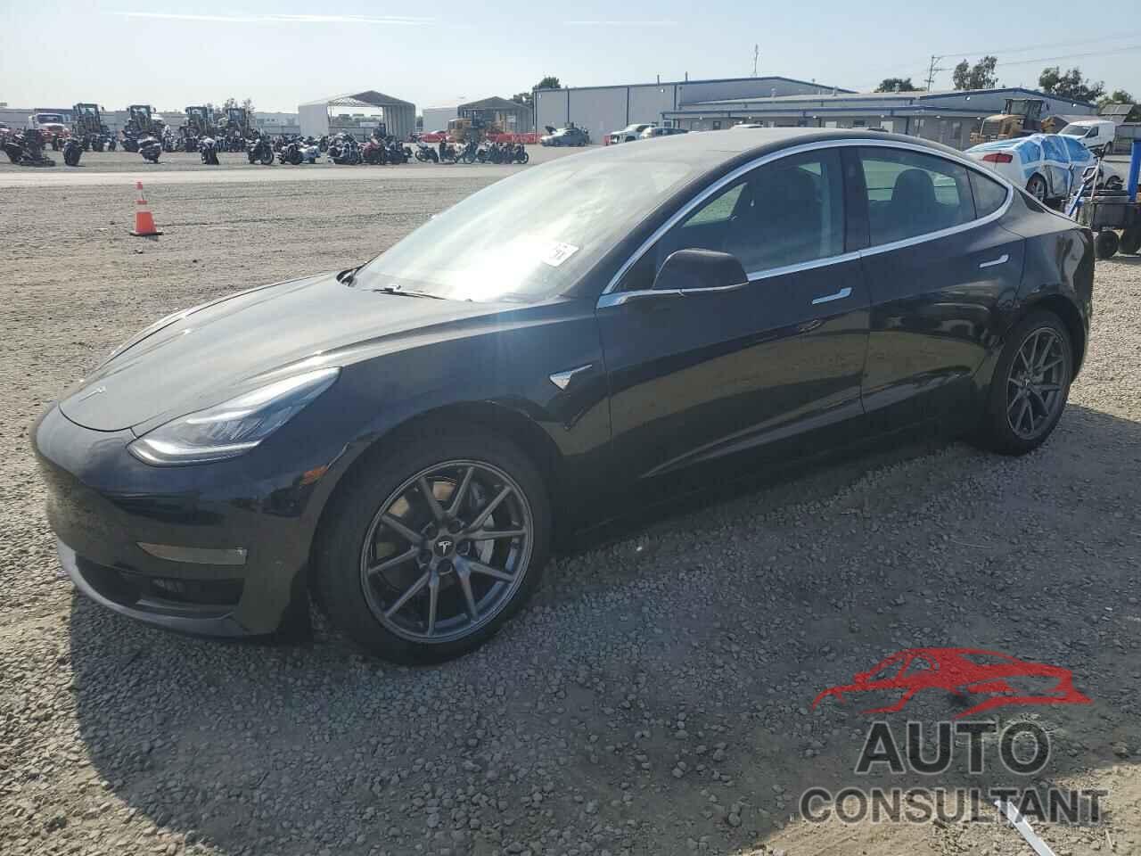 TESLA MODEL 3 2019 - 5YJ3E1EA3KF395219
