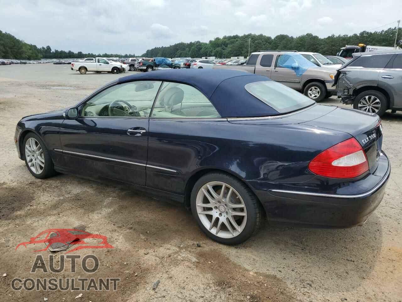 MERCEDES-BENZ CLK-CLASS 2009 - WDBTK56F59T103585