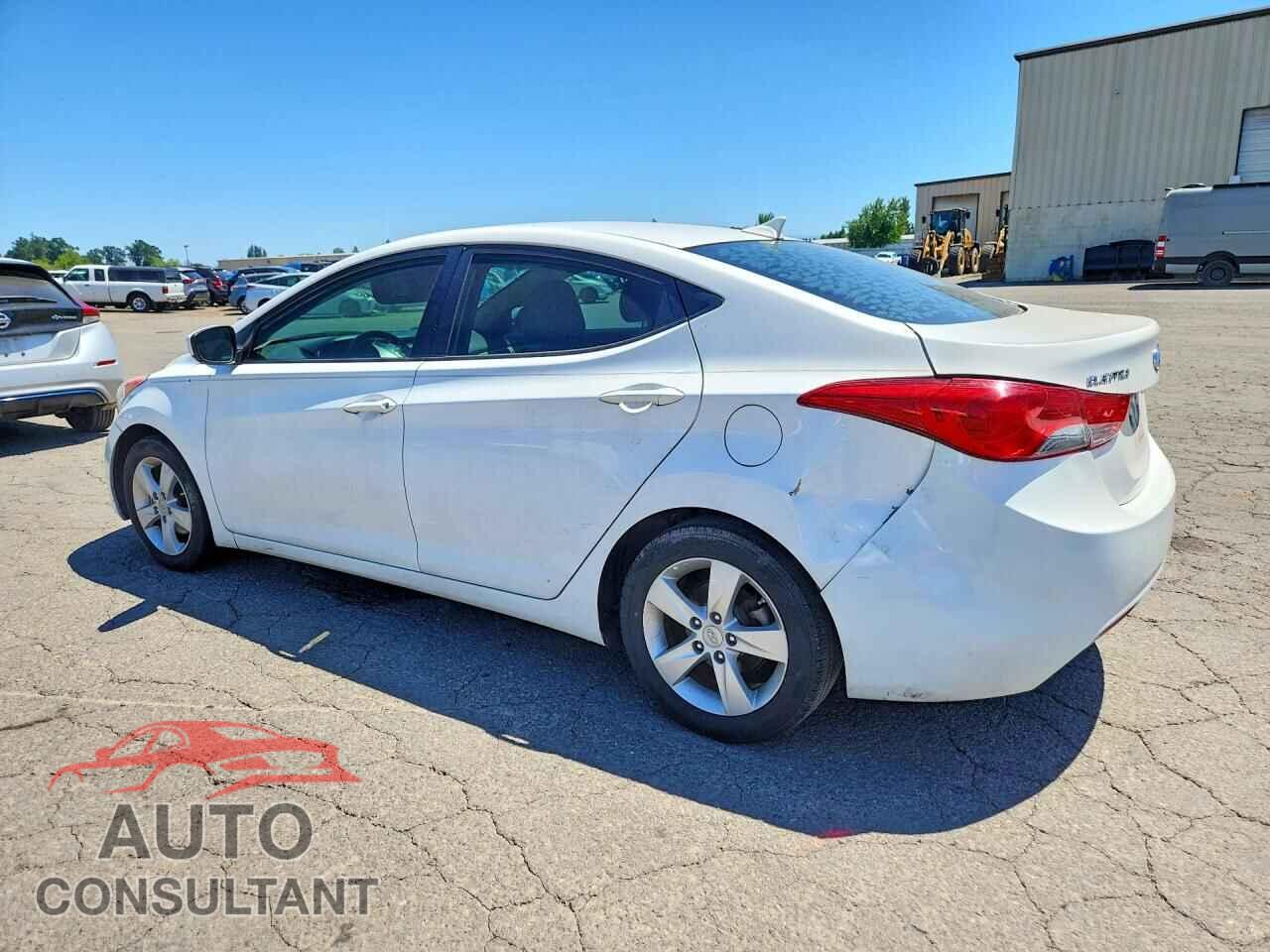 HYUNDAI ELANTRA 2013 - 5NPDH4AE2DH368961