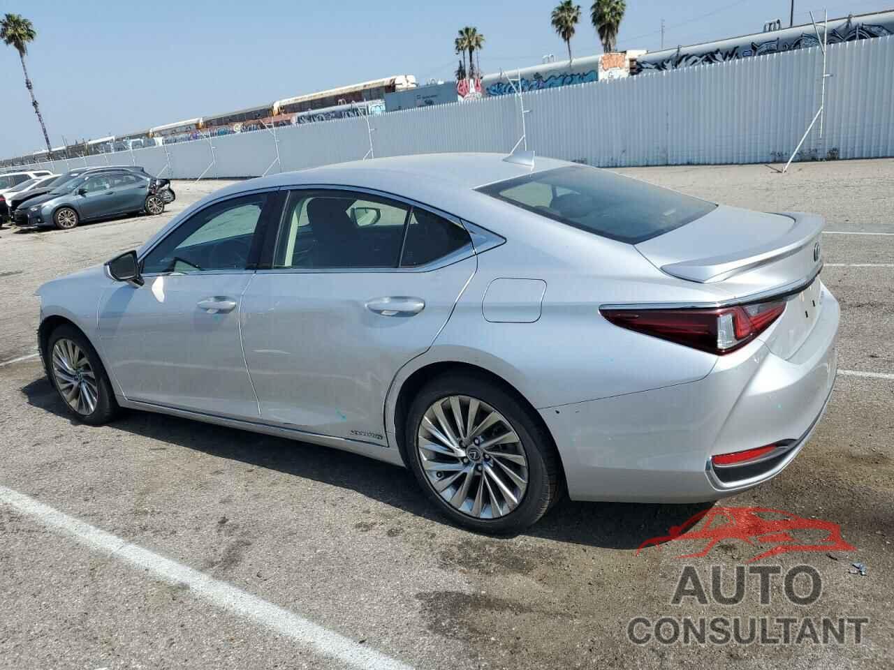 LEXUS ES300 2019 - JTHB21B14K2002838