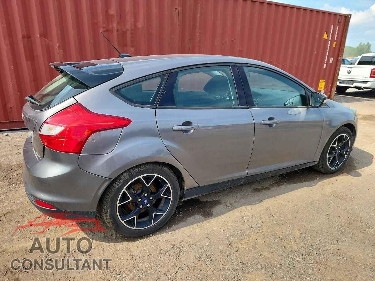 FORD FOCUS 2014 - 1FADP3K25EL342777