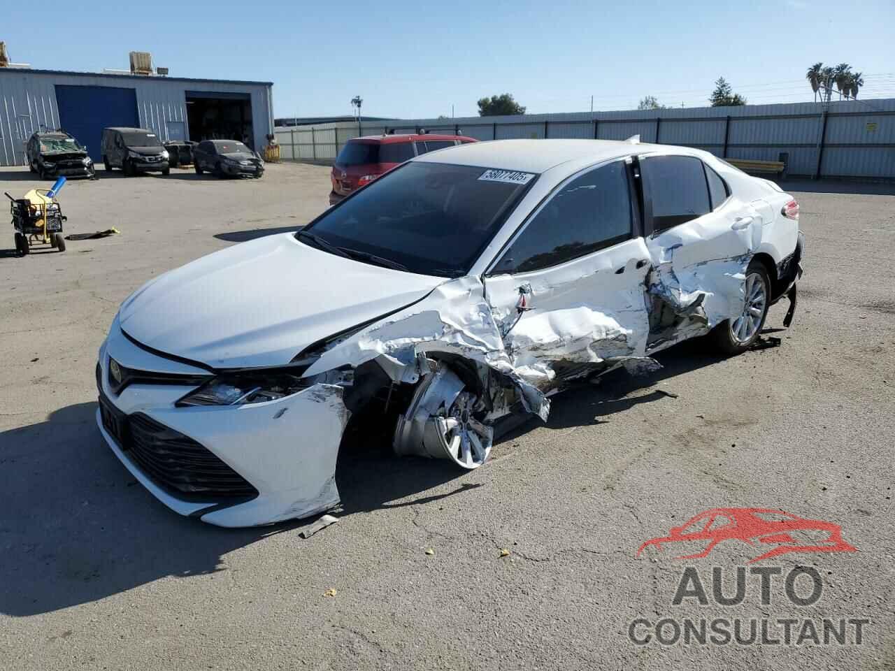 TOYOTA CAMRY 2019 - 4T1B11HK2KU813090