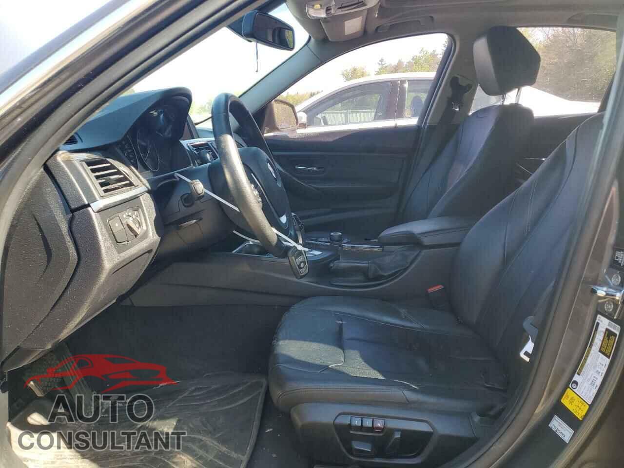 BMW 3 SERIES 2012 - WBA3A5C54CF349675