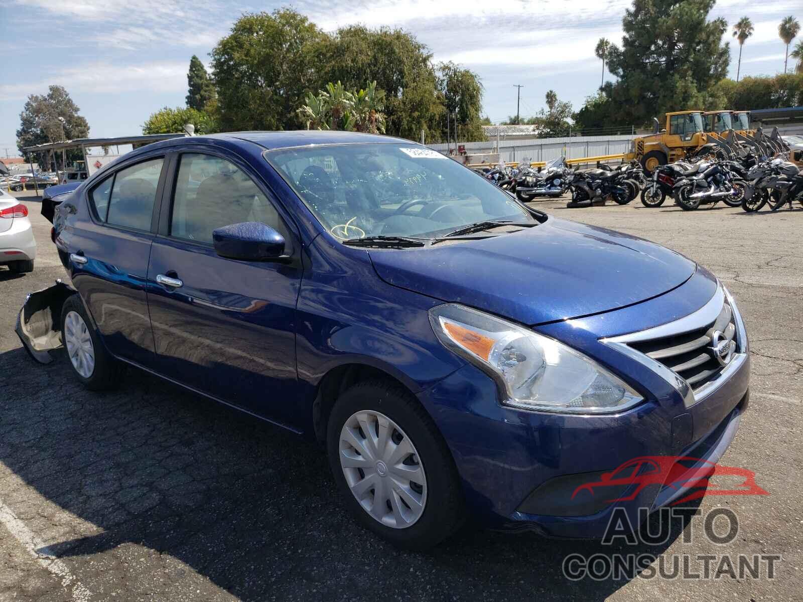 NISSAN VERSA 2018 - 3N1CN7AP2JL855888
