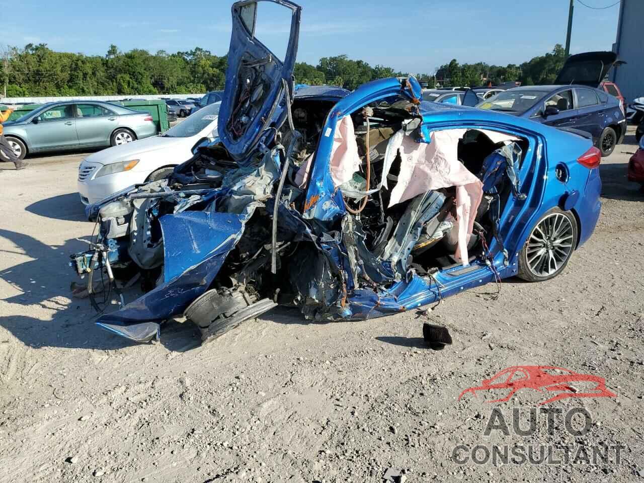 HYUNDAI ELANTRA 2018 - KMHD04LB0JU611433