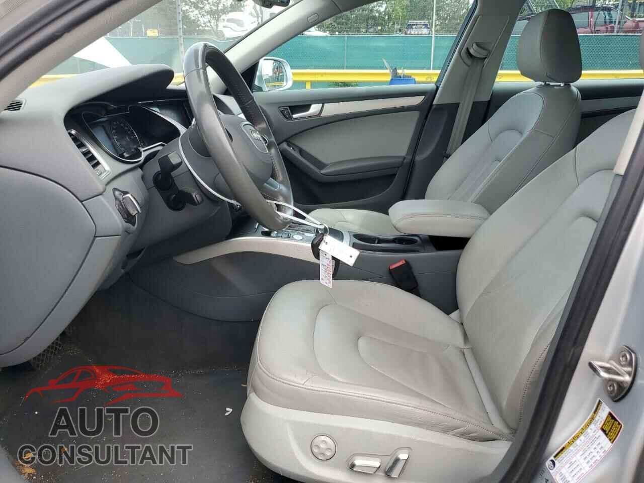 AUDI A4 2013 - WAUFFAFL7DN050304