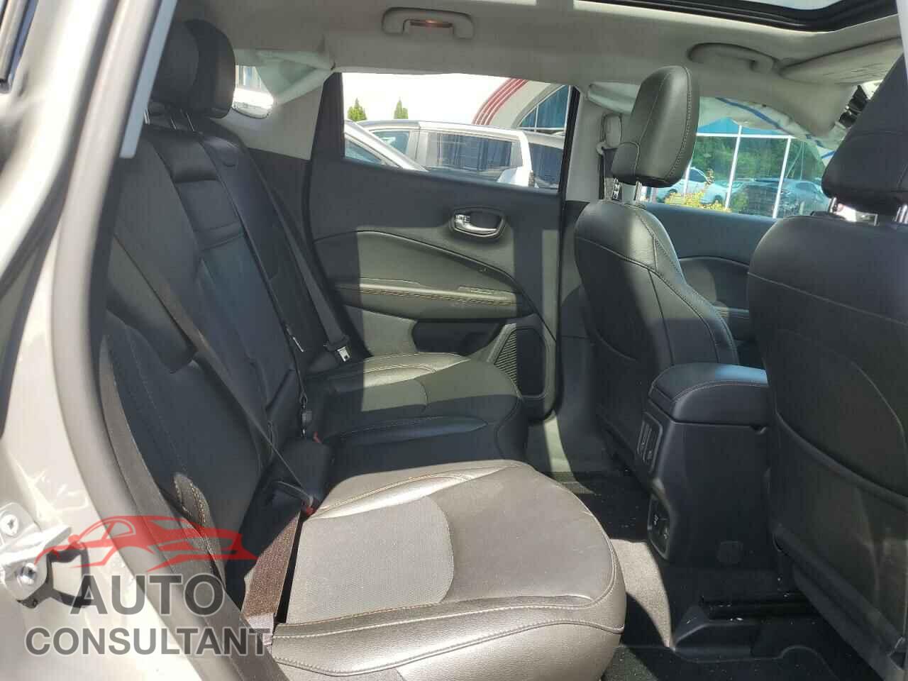 JEEP COMPASS 2019 - 3C4NJDCB9KT704520