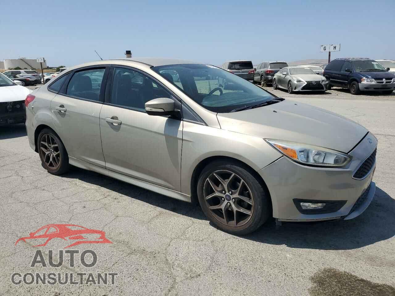 FORD FOCUS 2015 - 1FADP3F29FL281543