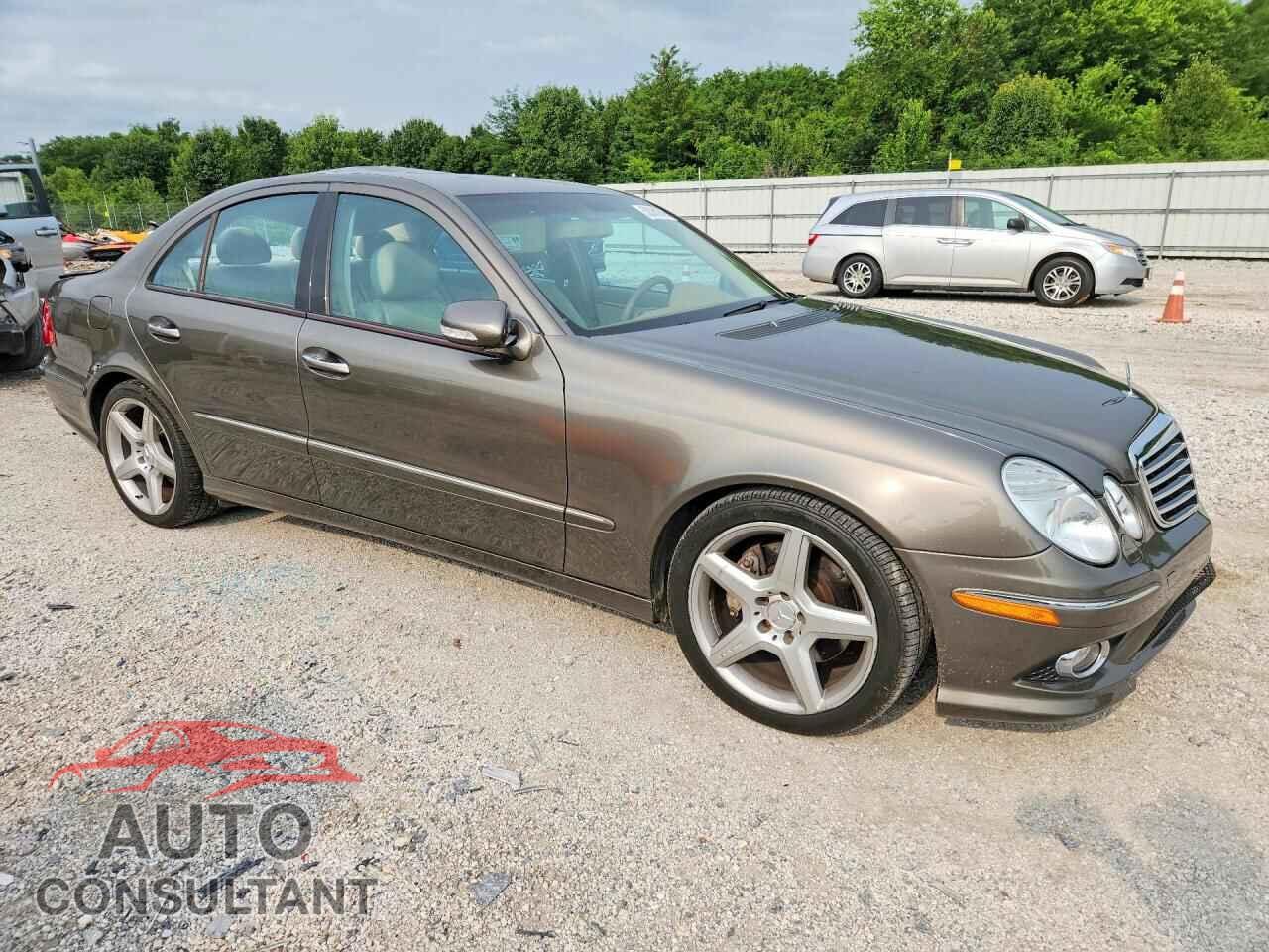 MERCEDES-BENZ E-CLASS 2009 - WDBUF56X39B407568
