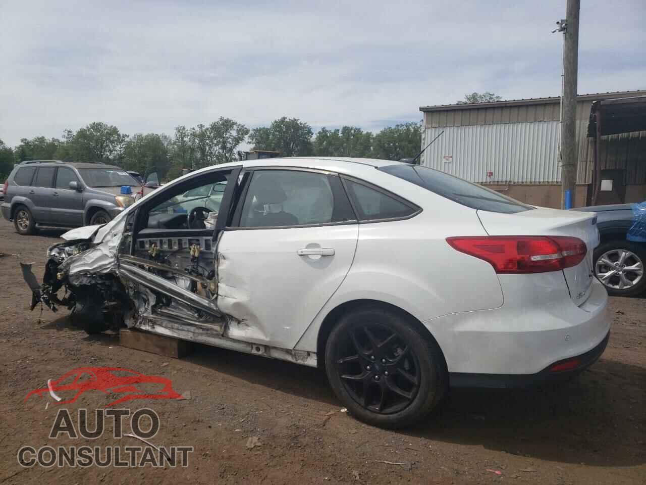 FORD FOCUS 2016 - 1FADP3F23GL329913