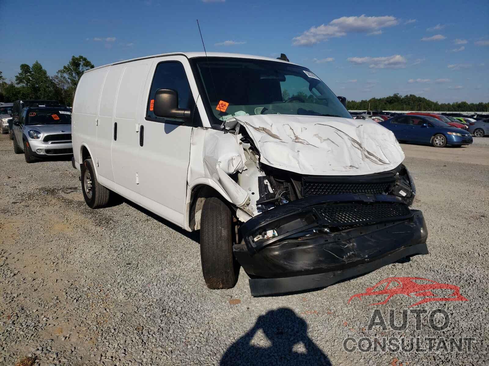 CHEVROLET EXPRESS 2018 - 1GCWGAFP5J1237496