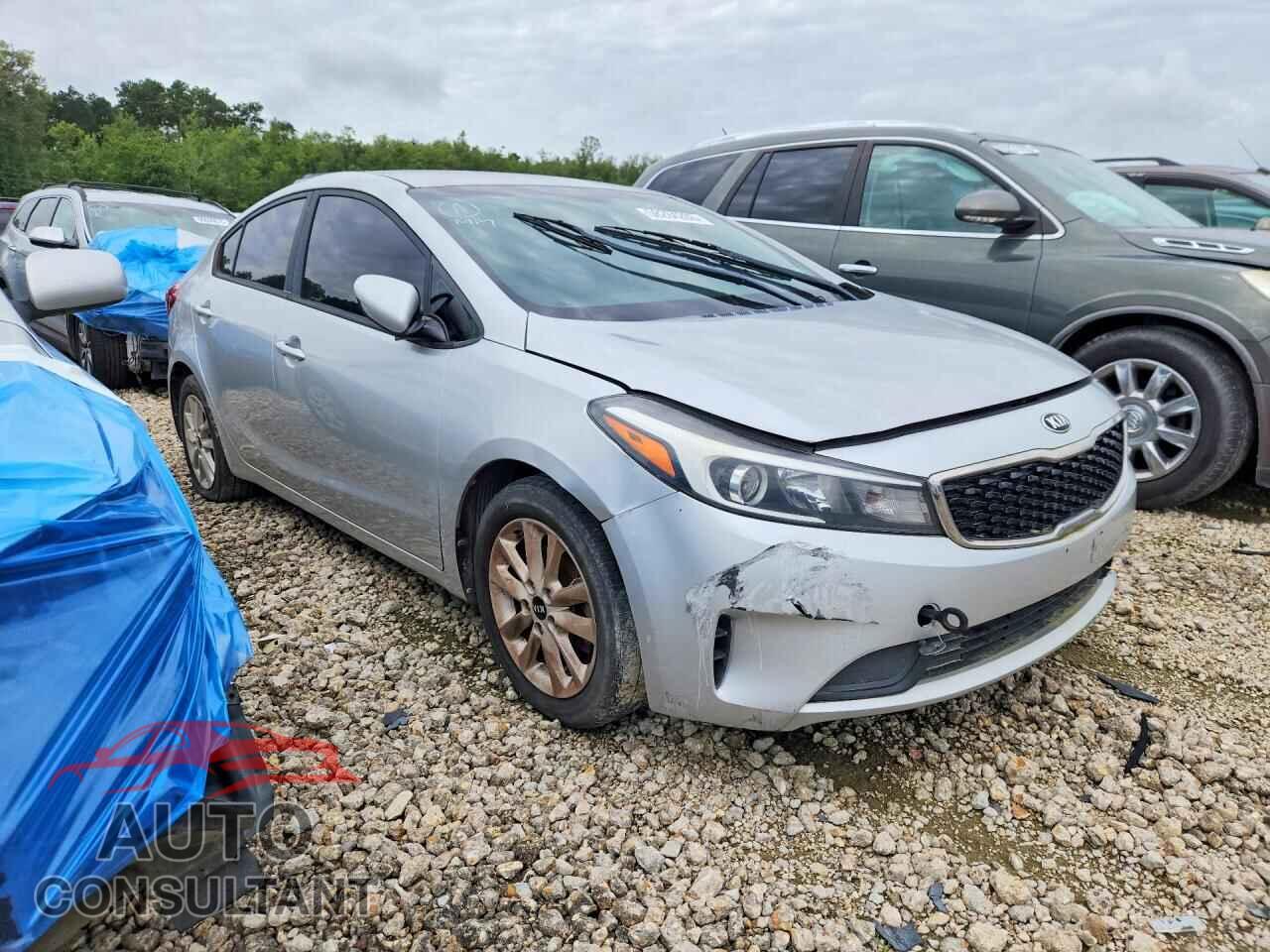 KIA FORTE 2017 - 3KPFL4A71HE003030