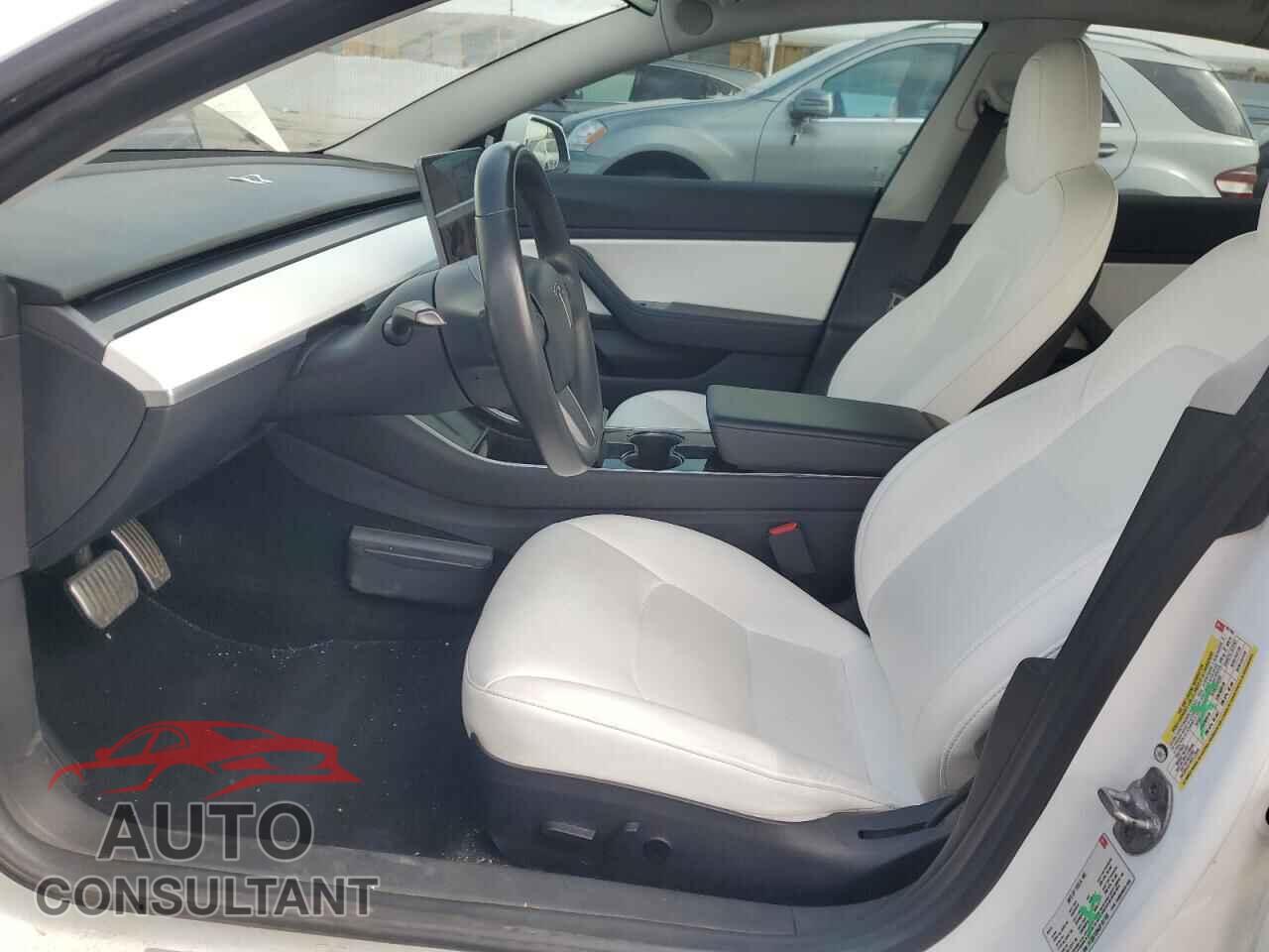 TESLA MODEL 3 2018 - 5YJ3E1EB4JF101155