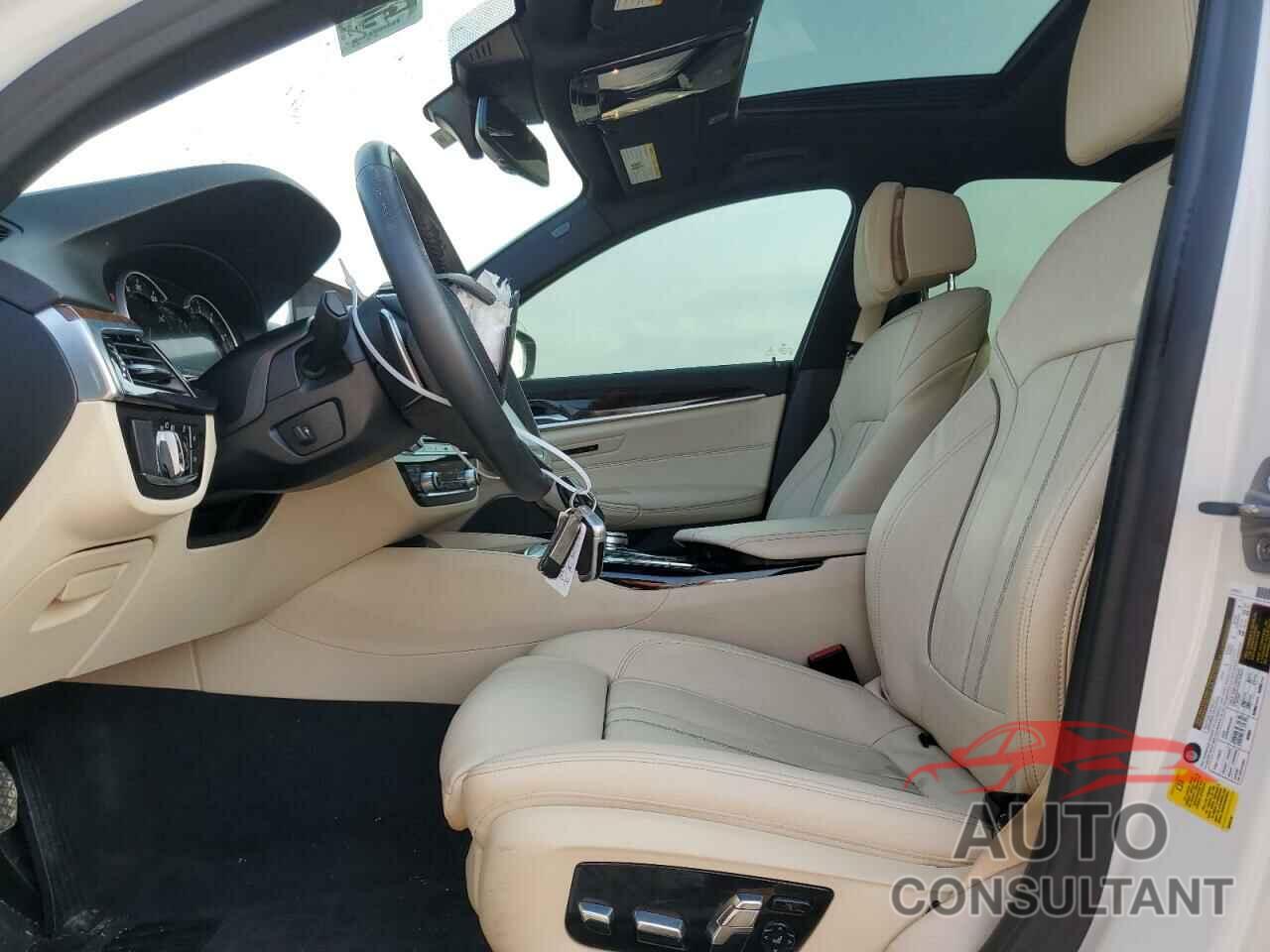 BMW 5 SERIES 2019 - WBAJA5C57KWW20671