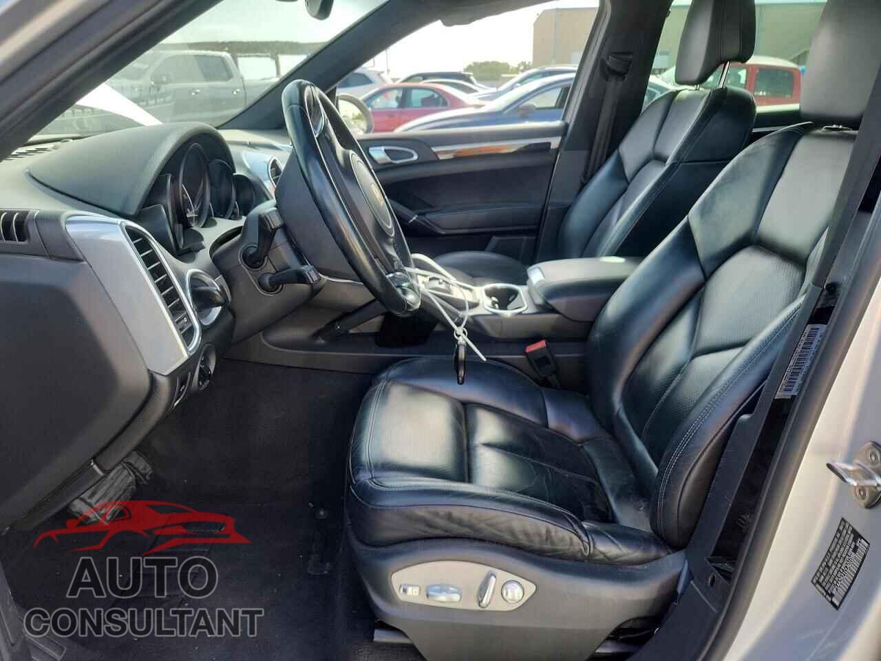 PORSCHE CAYENNE 2012 - WP1AA2A21CLA01088