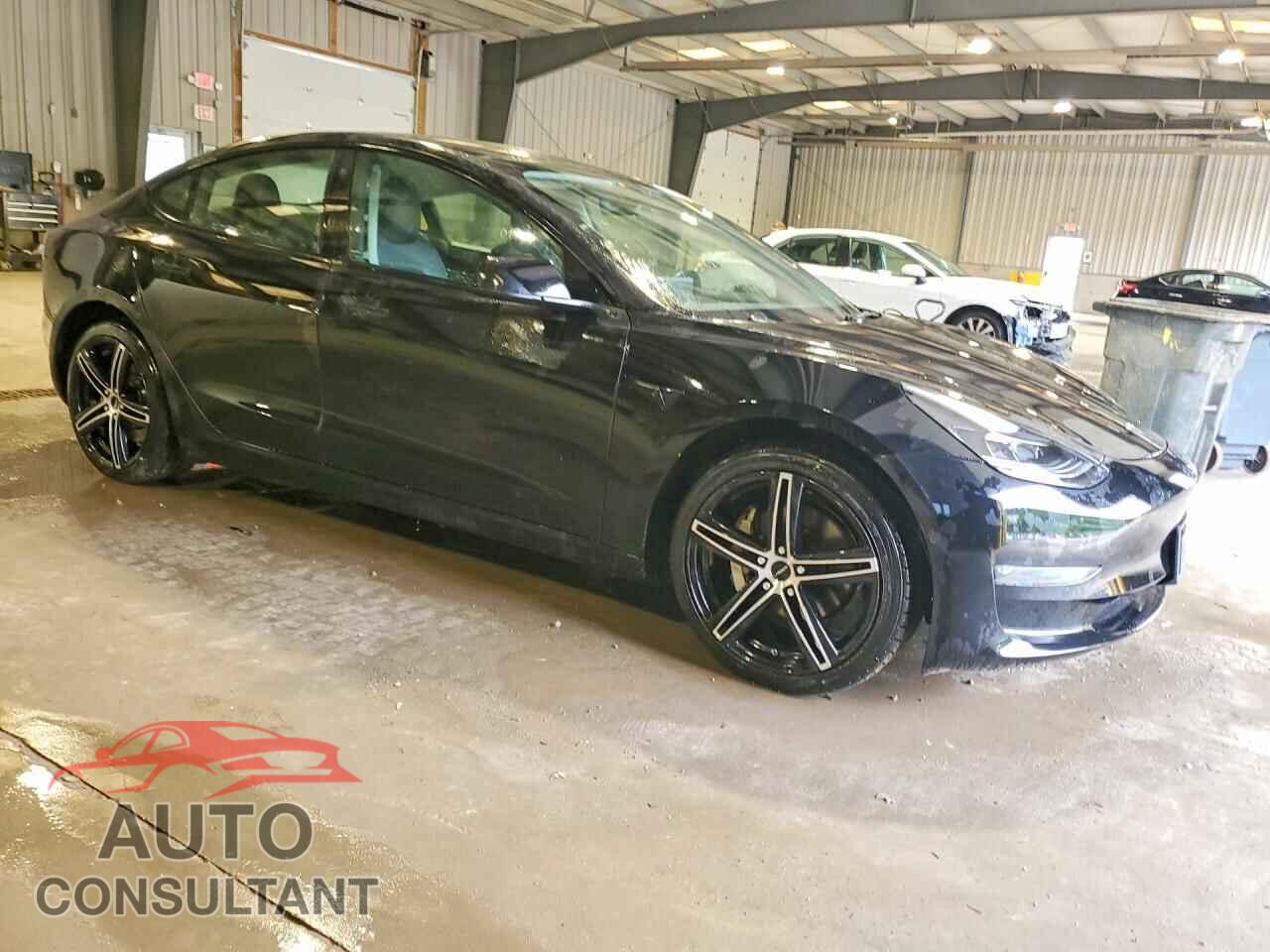 TESLA MODEL 3 2022 - 5YJ3E1EA8NF369669