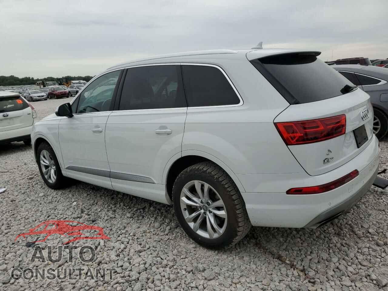AUDI Q7 2018 - WA1LAAF75JD014307