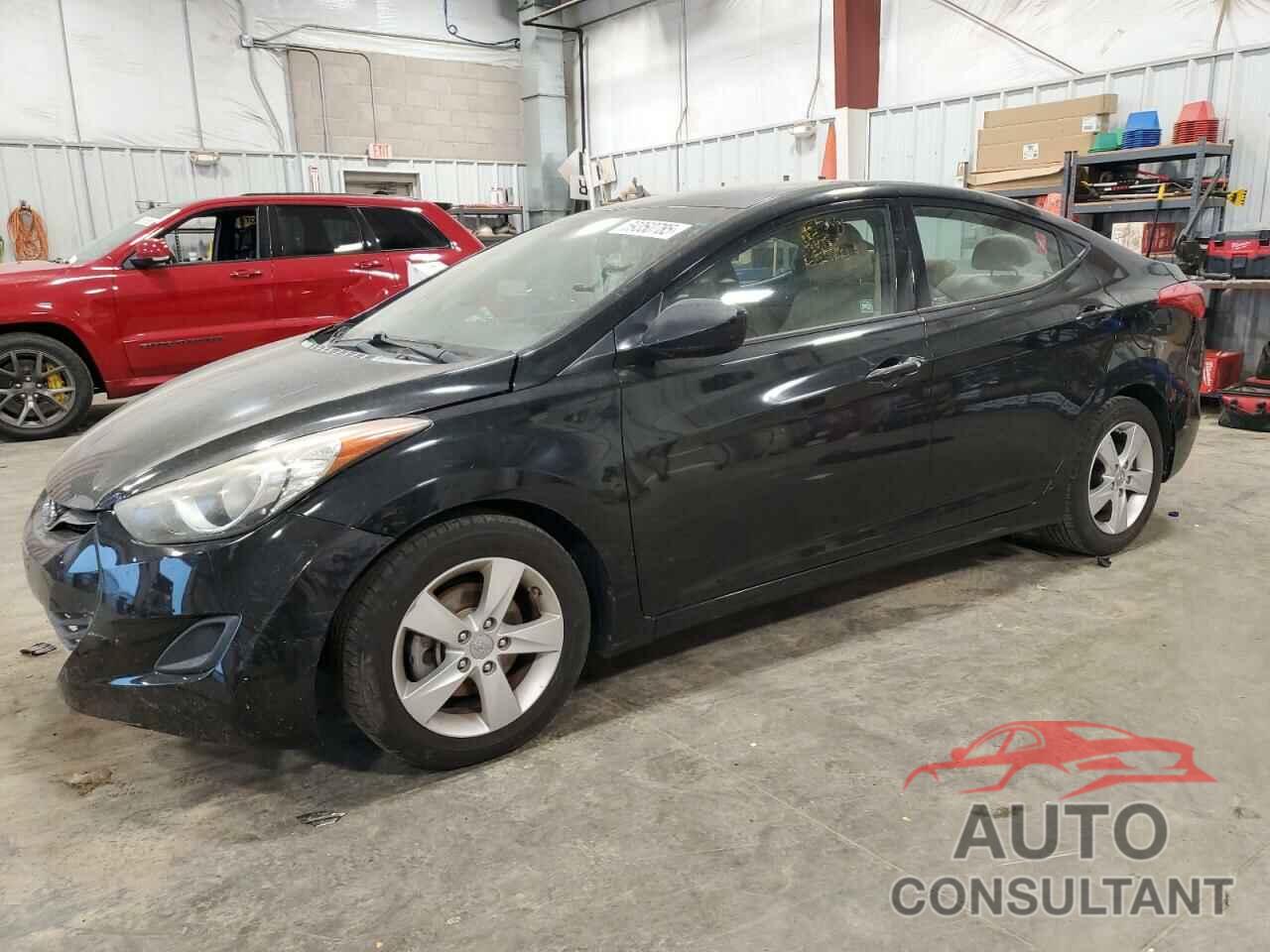 HYUNDAI ELANTRA 2013 - 5NPDH4AE5DH373426