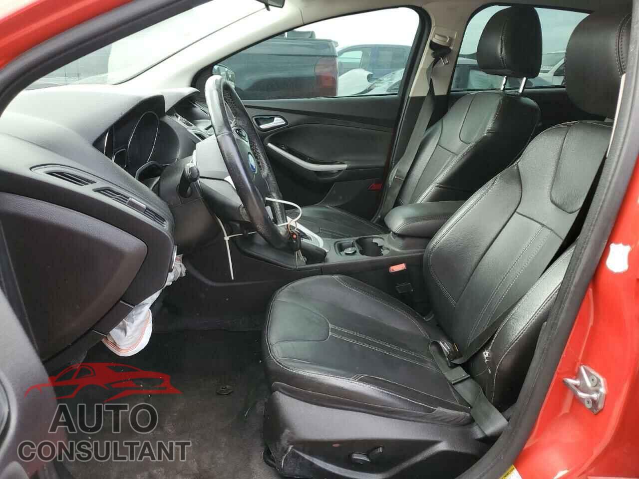 FORD FOCUS 2014 - 1FADP3F21EL455992