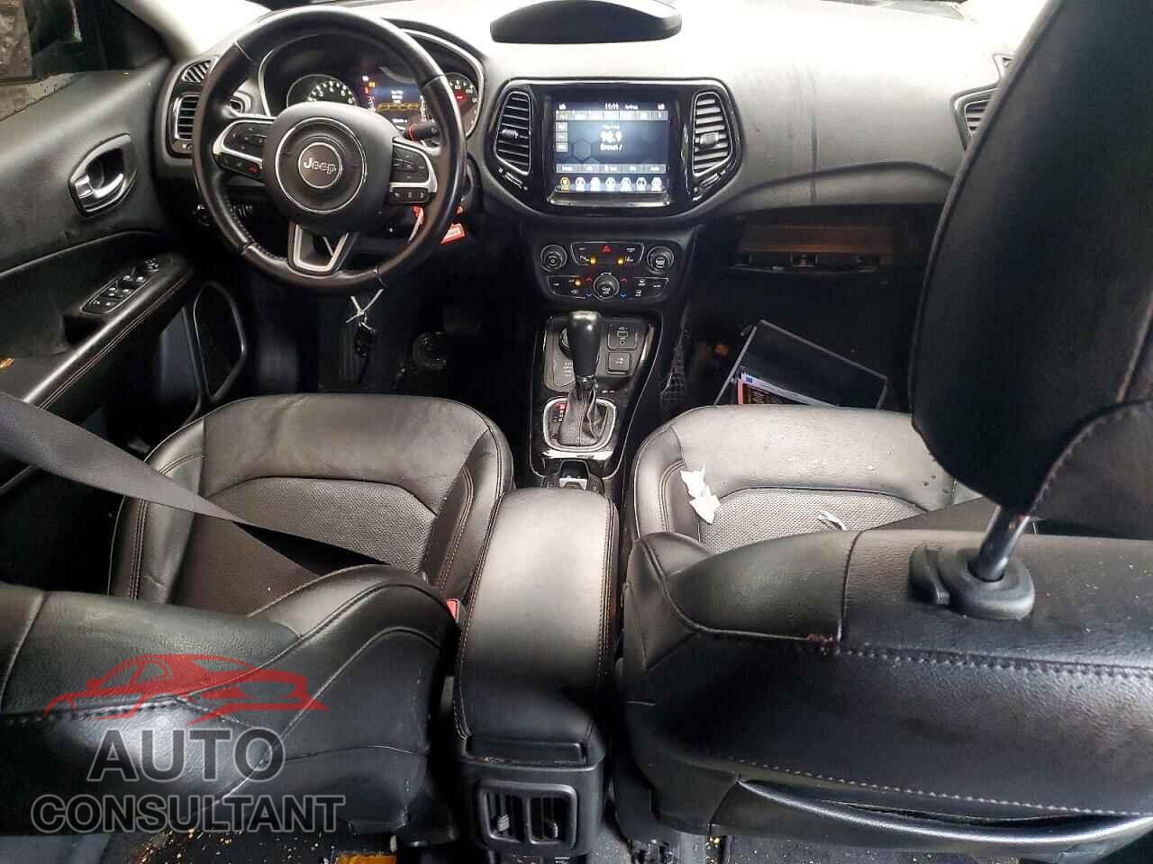 JEEP COMPASS 2021 - 3C4NJDCB9MT525901