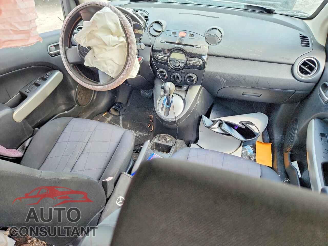 MAZDA 2 2013 - JM1DE1KY2D0165422