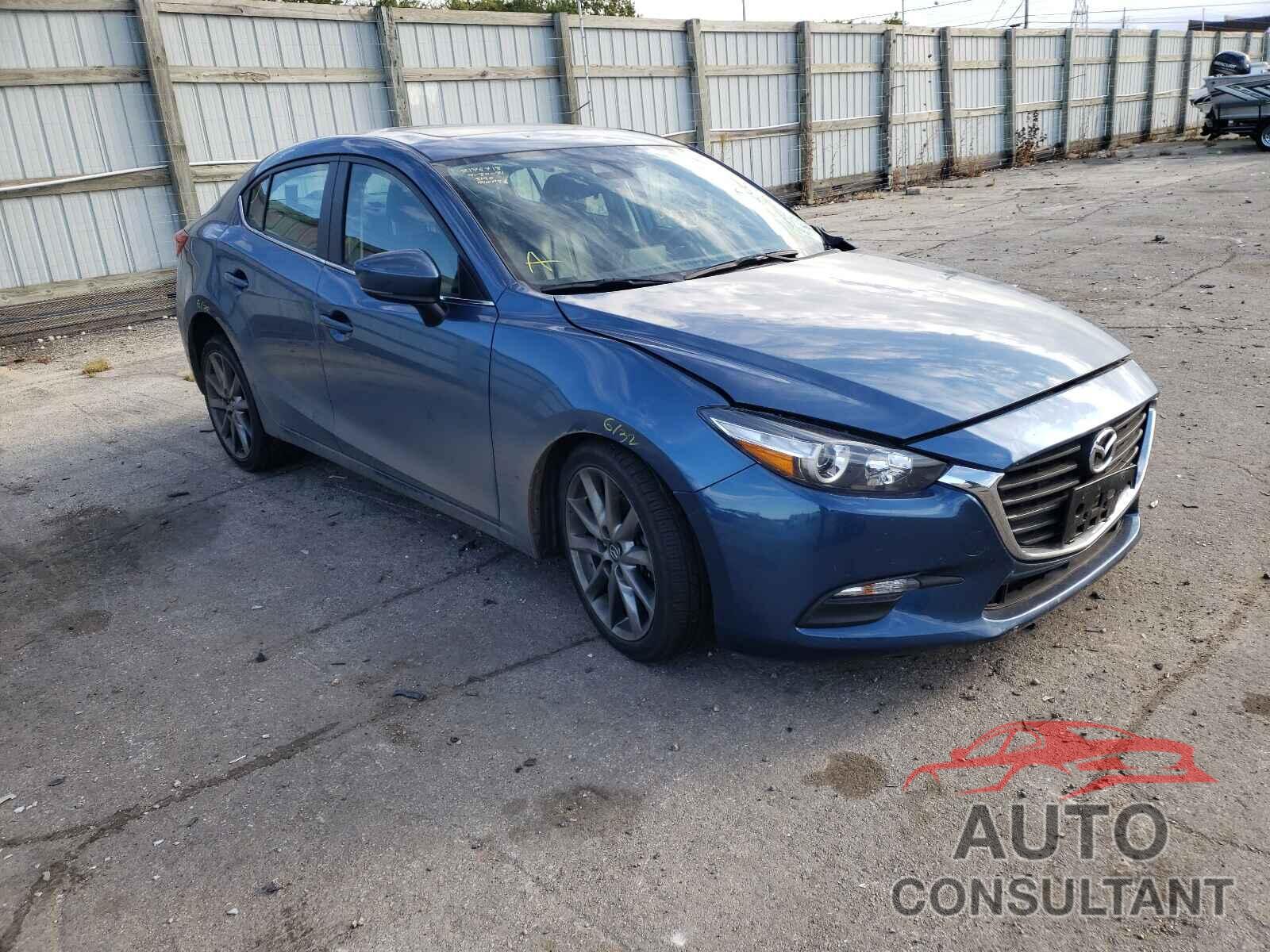 MAZDA 3 2018 - 3MZBN1V39JM213303