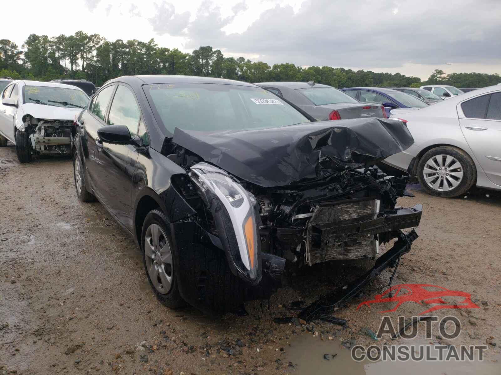 KIA FORTE 2018 - 3KPFK4A72JE228260