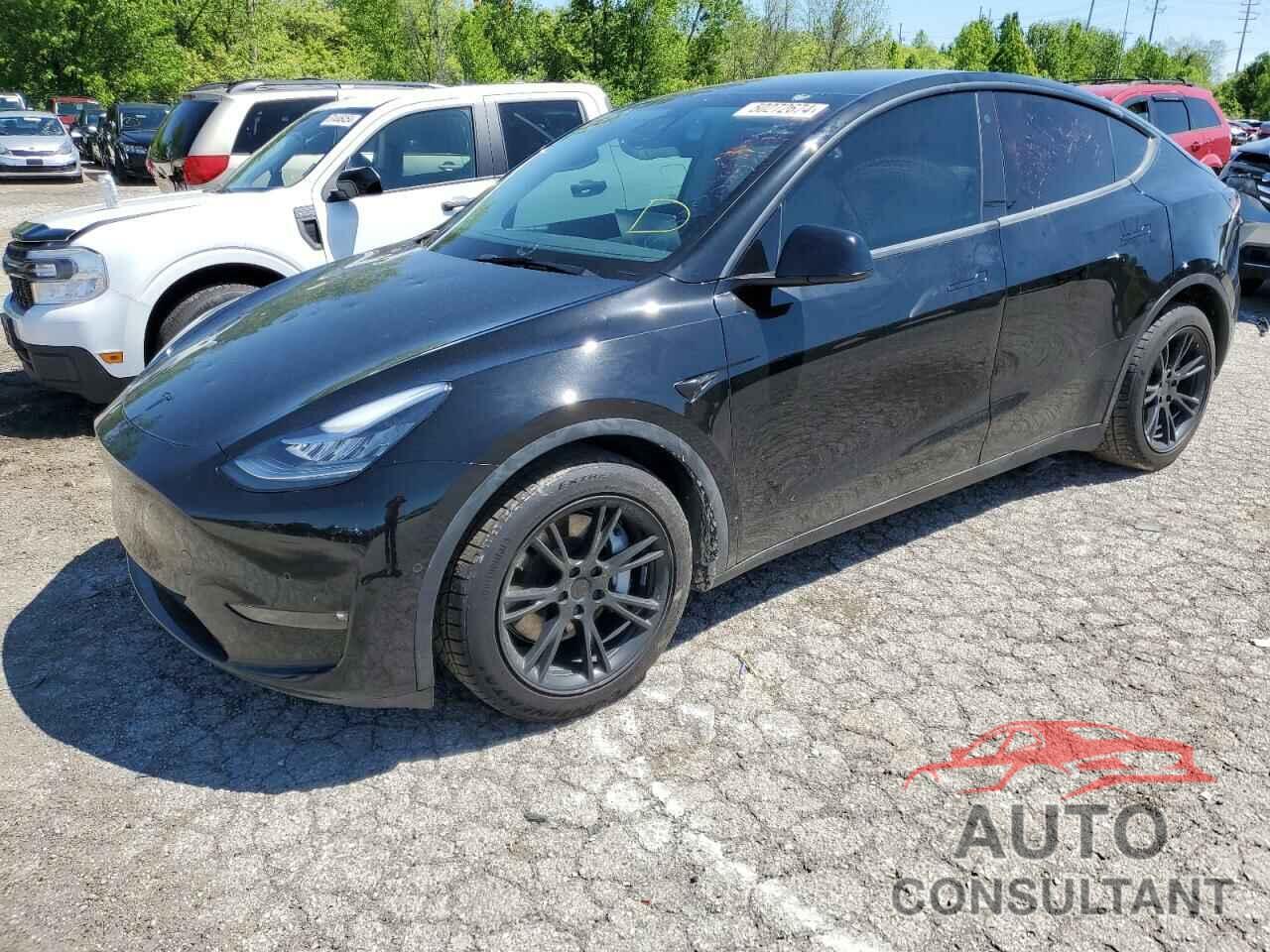 TESLA MODEL Y 2021 - 5YJYGDEE4MF256272