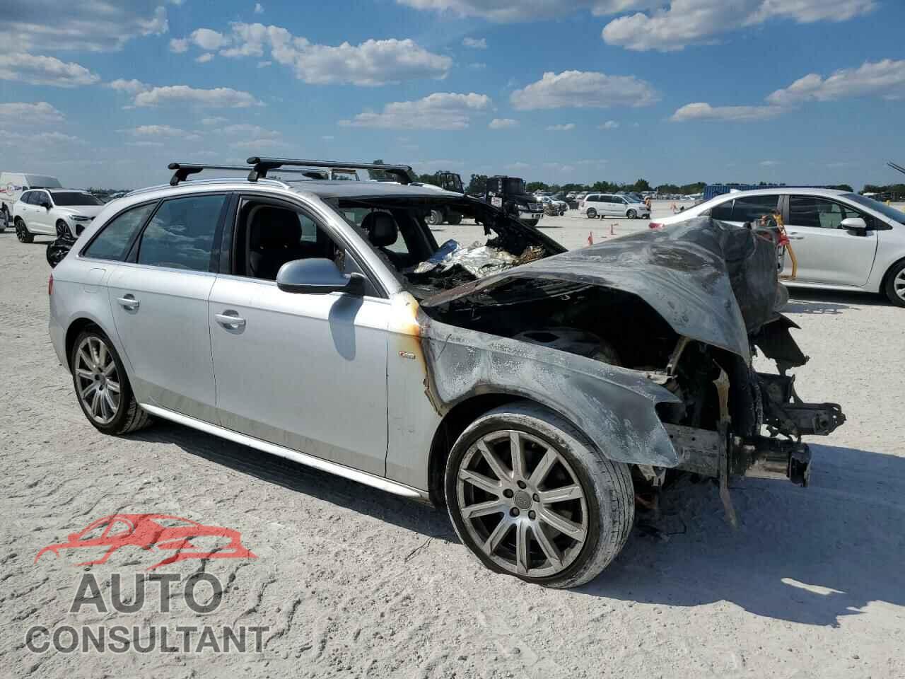 AUDI A4 2012 - WAUWFAFL7CA038028