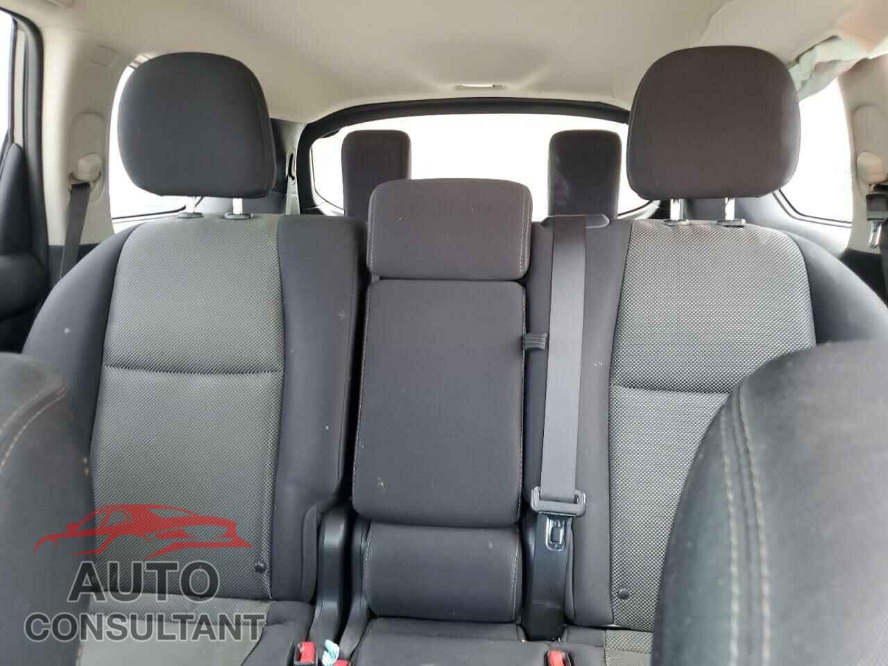 NISSAN PATHFINDER 2017 - 5N1DR2MN6HC665578