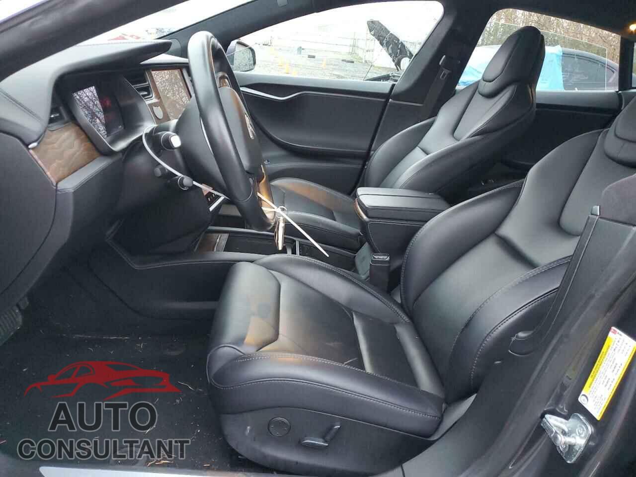 TESLA MODEL S 2018 - 5YJSA1E2XJF267607