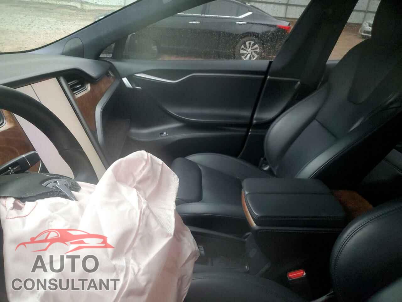 TESLA MODEL S 2020 - 5YJSA1E24LF399975
