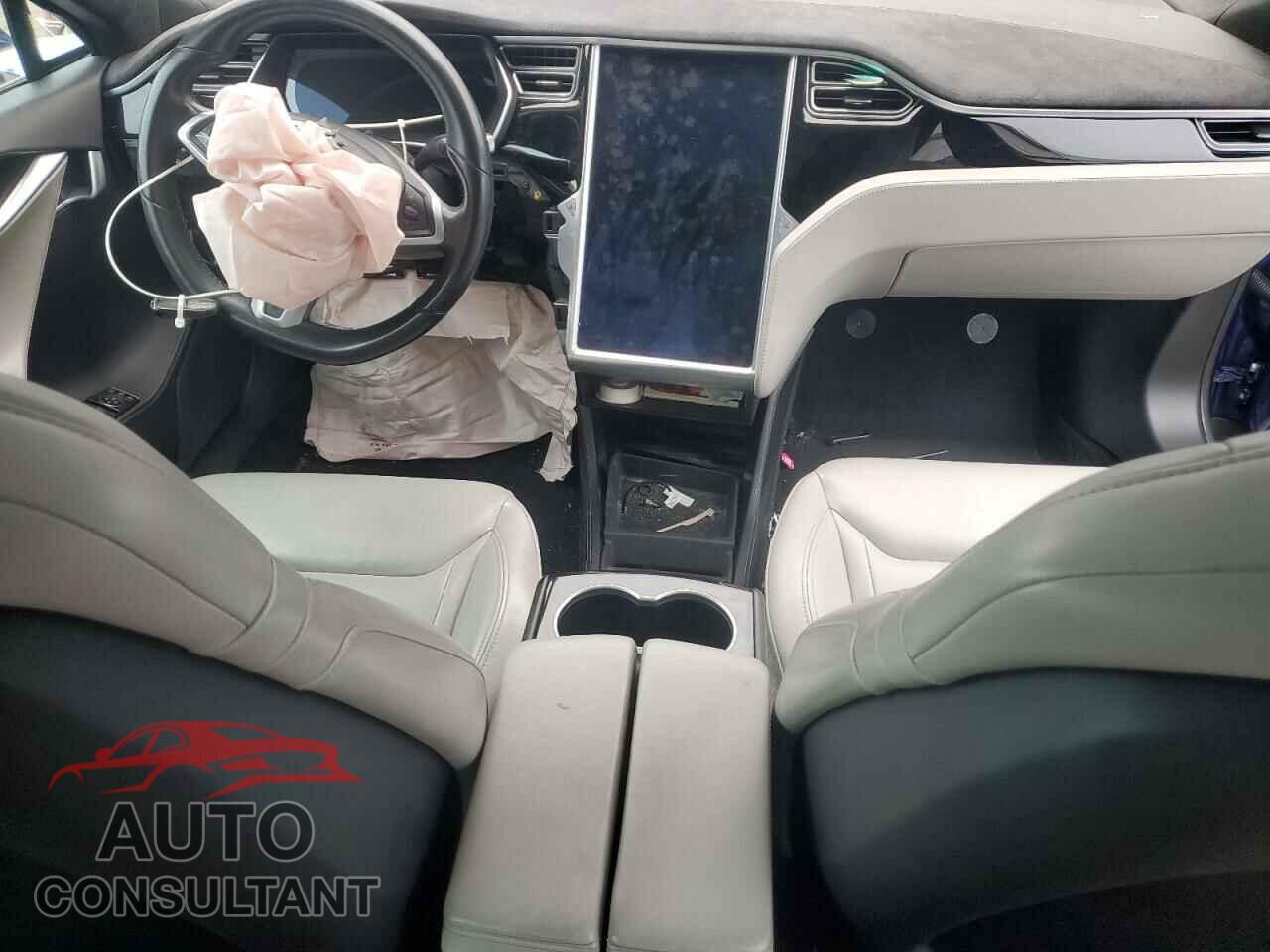 TESLA MODEL S 2015 - 5YJSA1E28FF109547