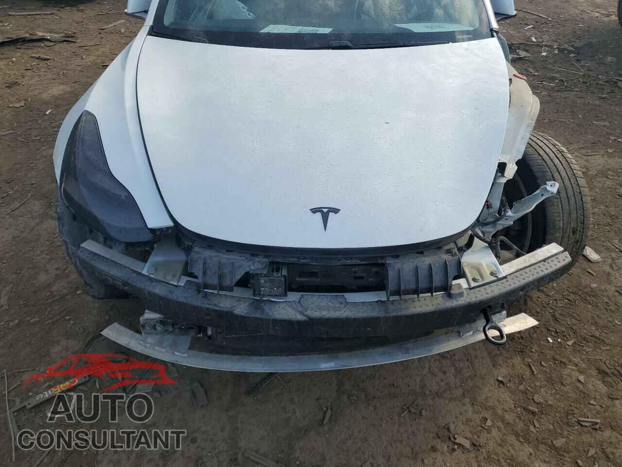 TESLA MODEL 3 2020 - 5YJ3E1EB8LF640168