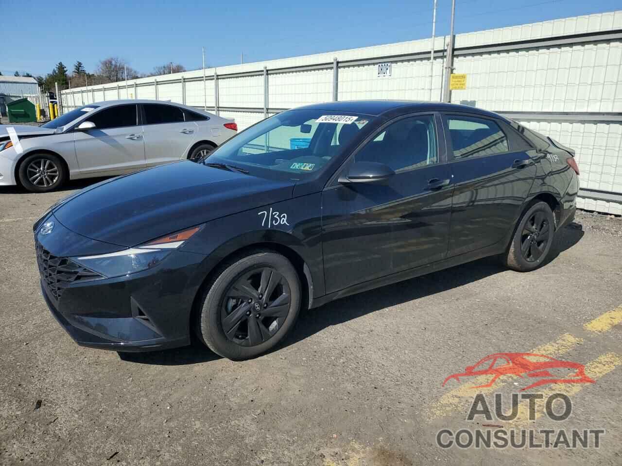 HYUNDAI ELANTRA 2023 - KMHLM4AG0PU629549