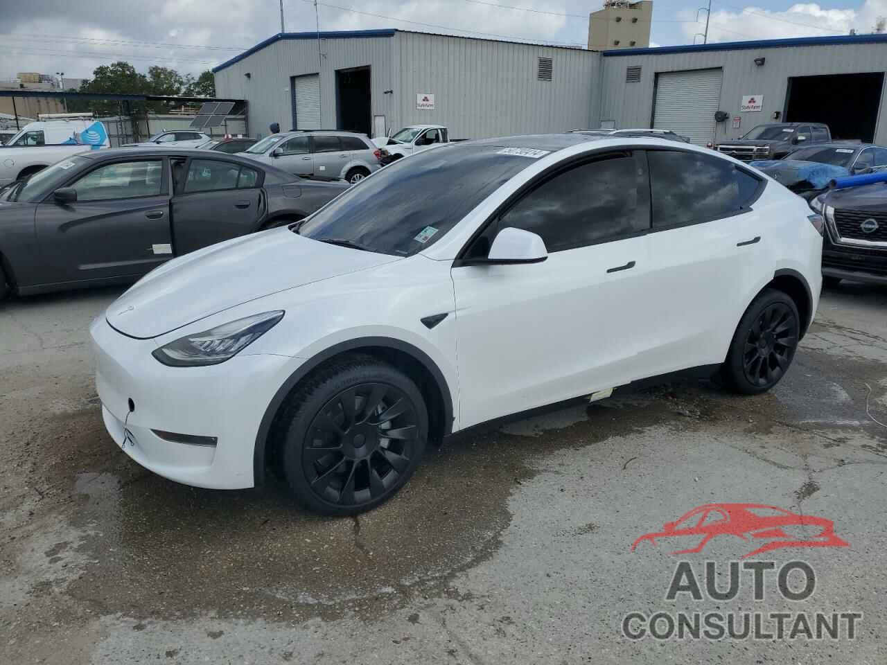 TESLA MODEL Y 2023 - 7SAYGDEE2PA145238