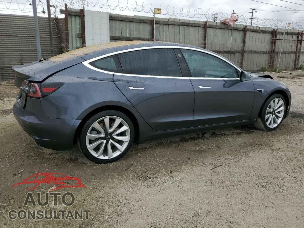 TESLA MODEL 3 2018 - 5YJ3E1EA4JF035388