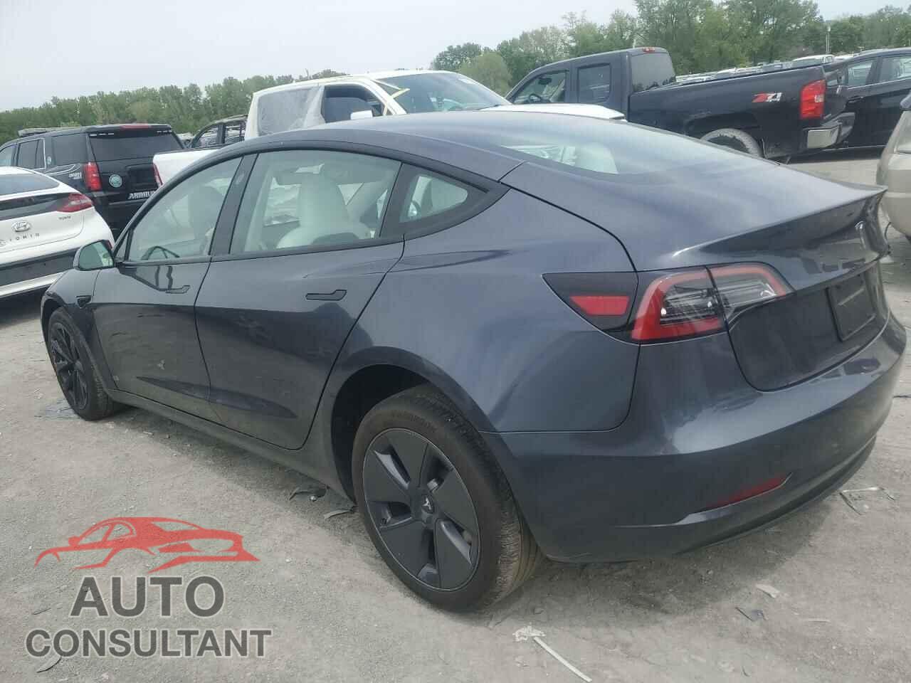 TESLA MODEL 3 2023 - 5YJ3E1EA7PF646623