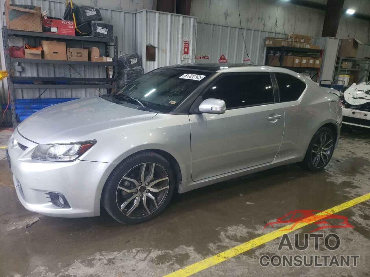 TOYOTA SCION 2012 - JTKJF5C70C3040244