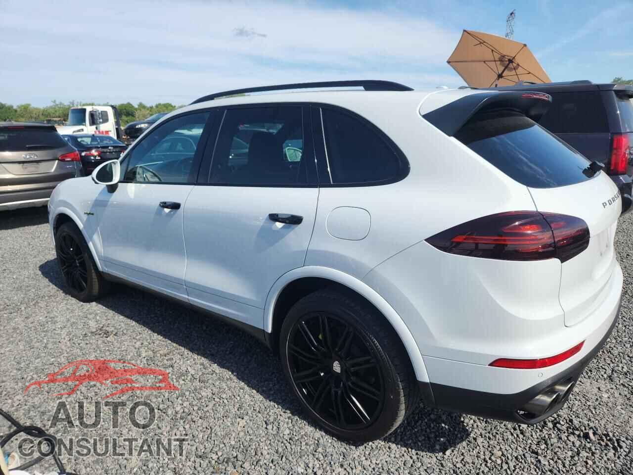 PORSCHE CAYENNE 2017 - WP1AE2A20HLA75758