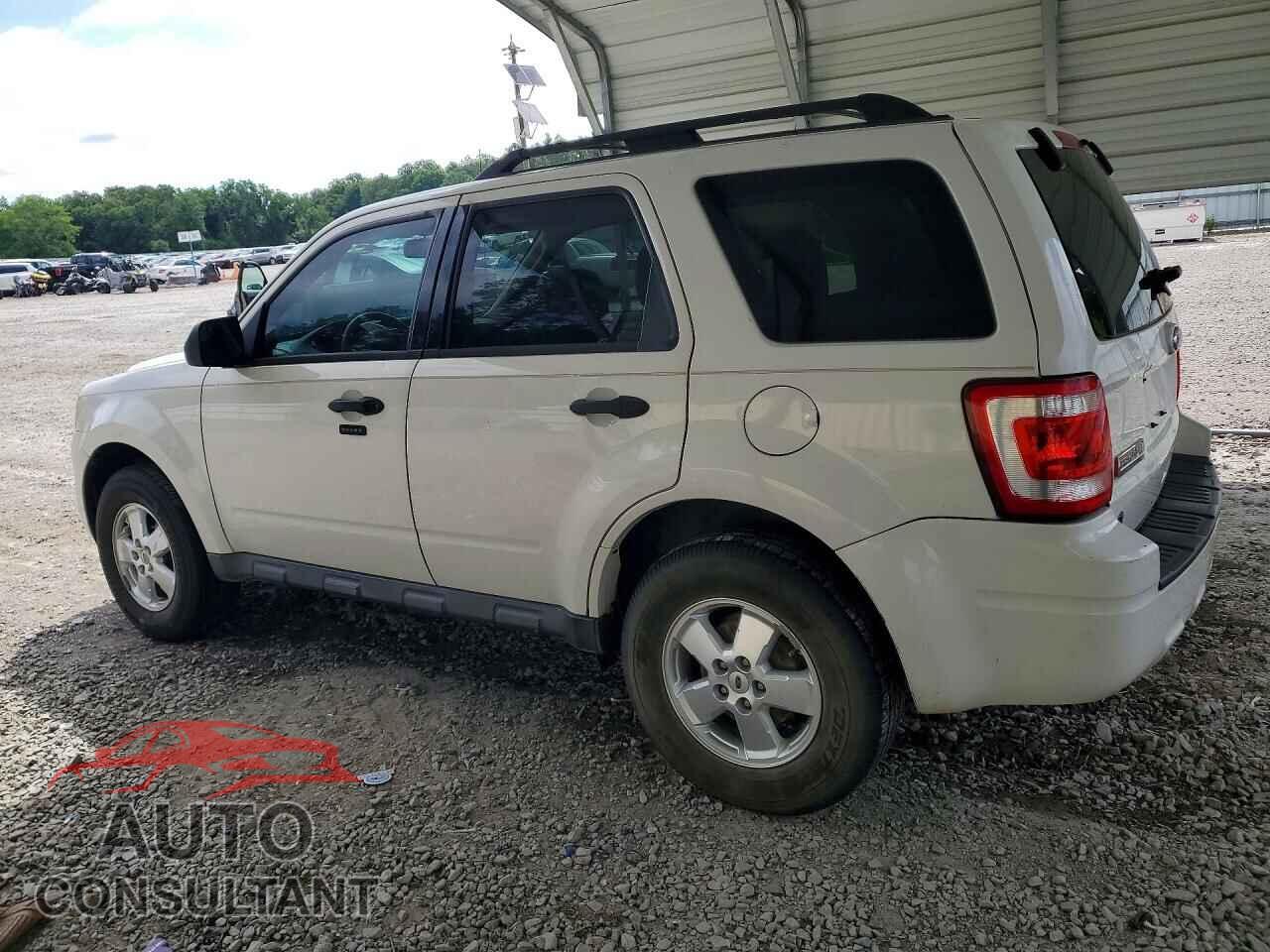 FORD ESCAPE 2011 - 1FMCU0DG2BKA52855