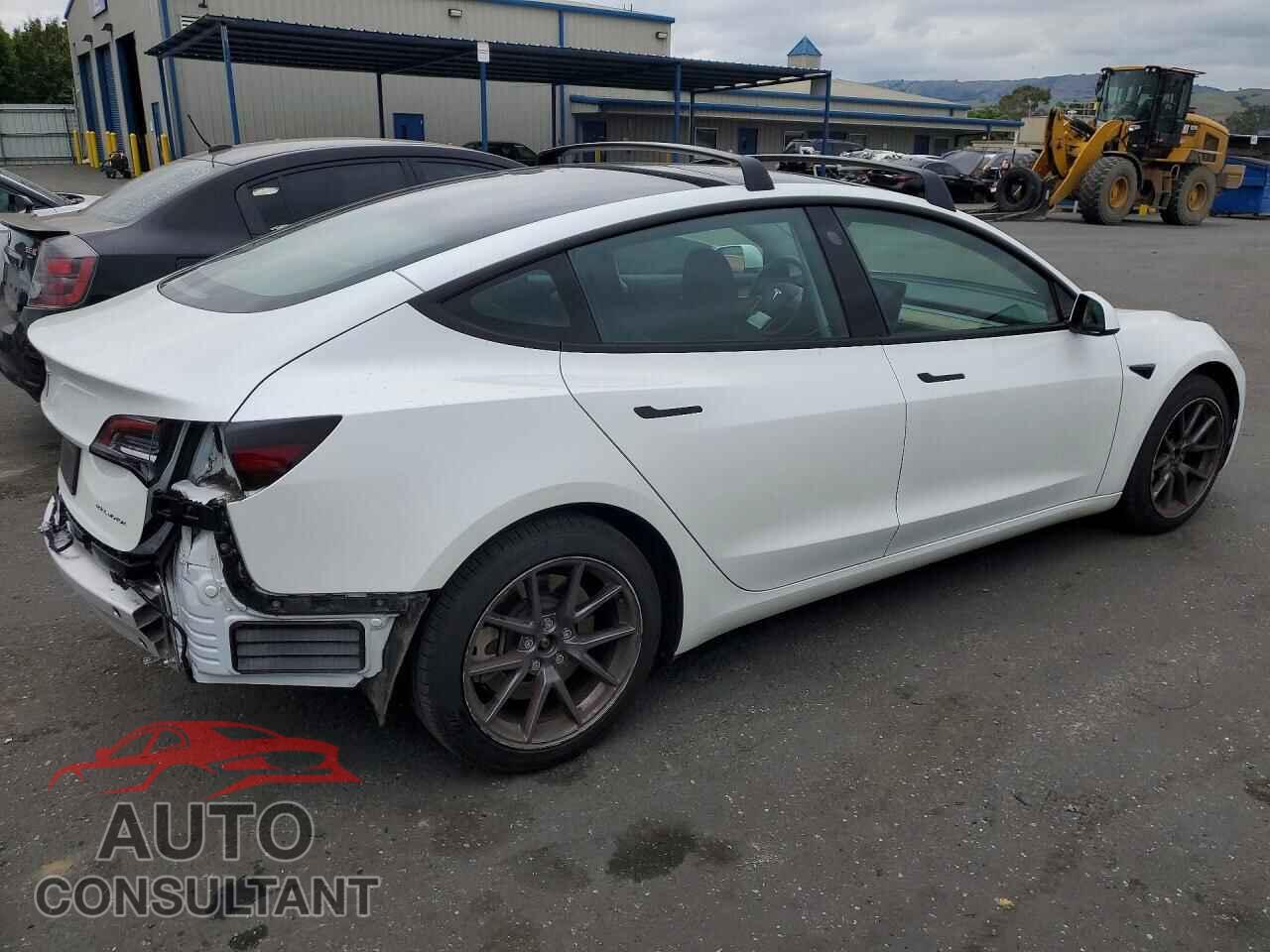 TESLA MODEL 3 2022 - 5YJ3E1EBXNF180630