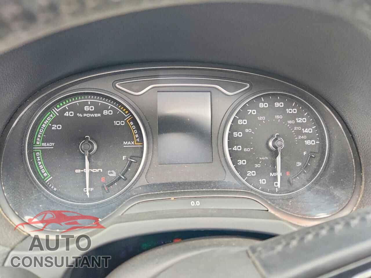 AUDI A3 2017 - WAUUPBFF4HA047975