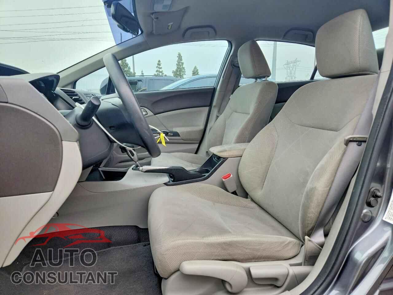 HONDA CIVIC 2012 - 2HGFB2F58CH302818