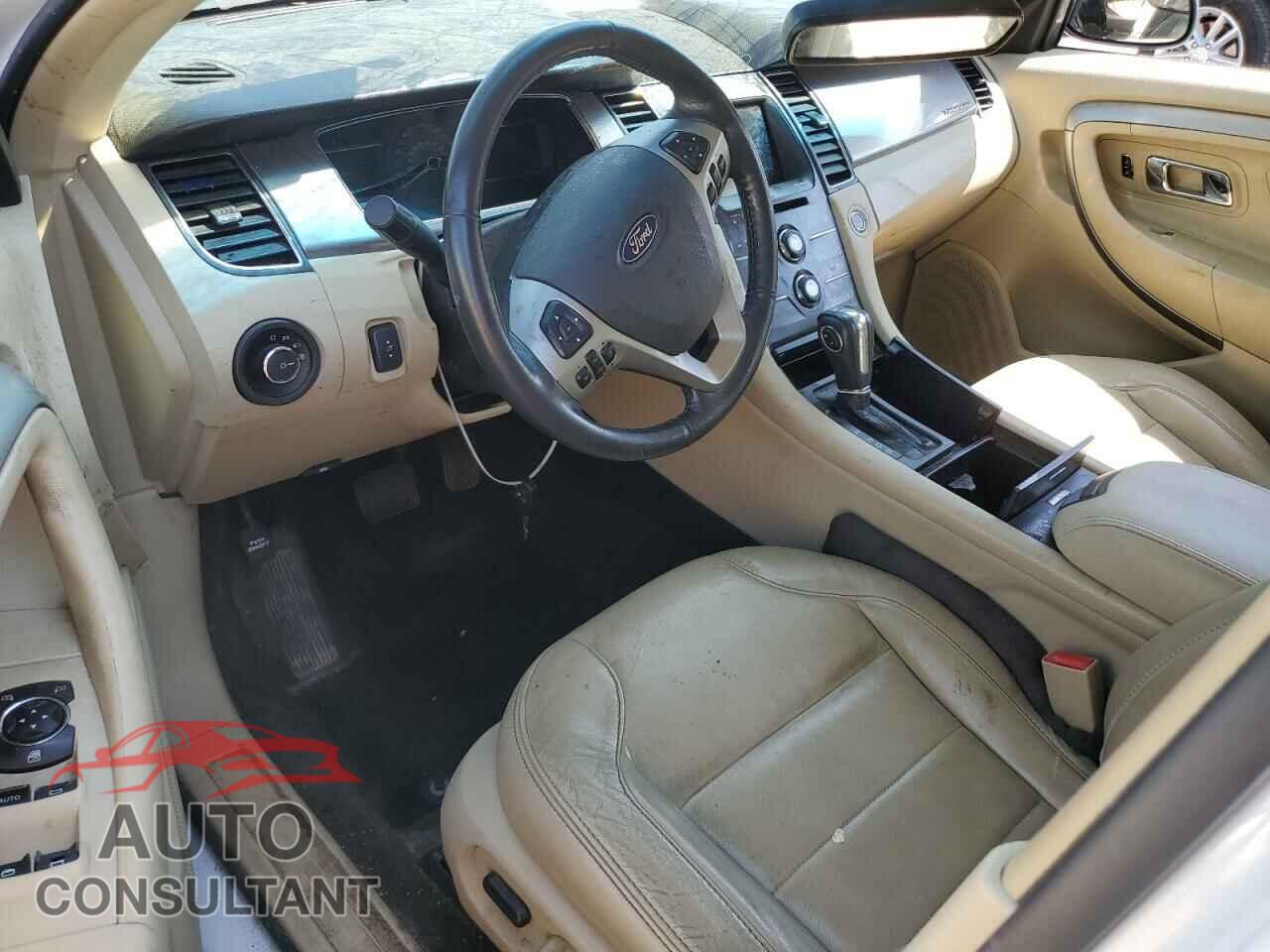 FORD TAURUS 2013 - 1FAHP2E89DG168392