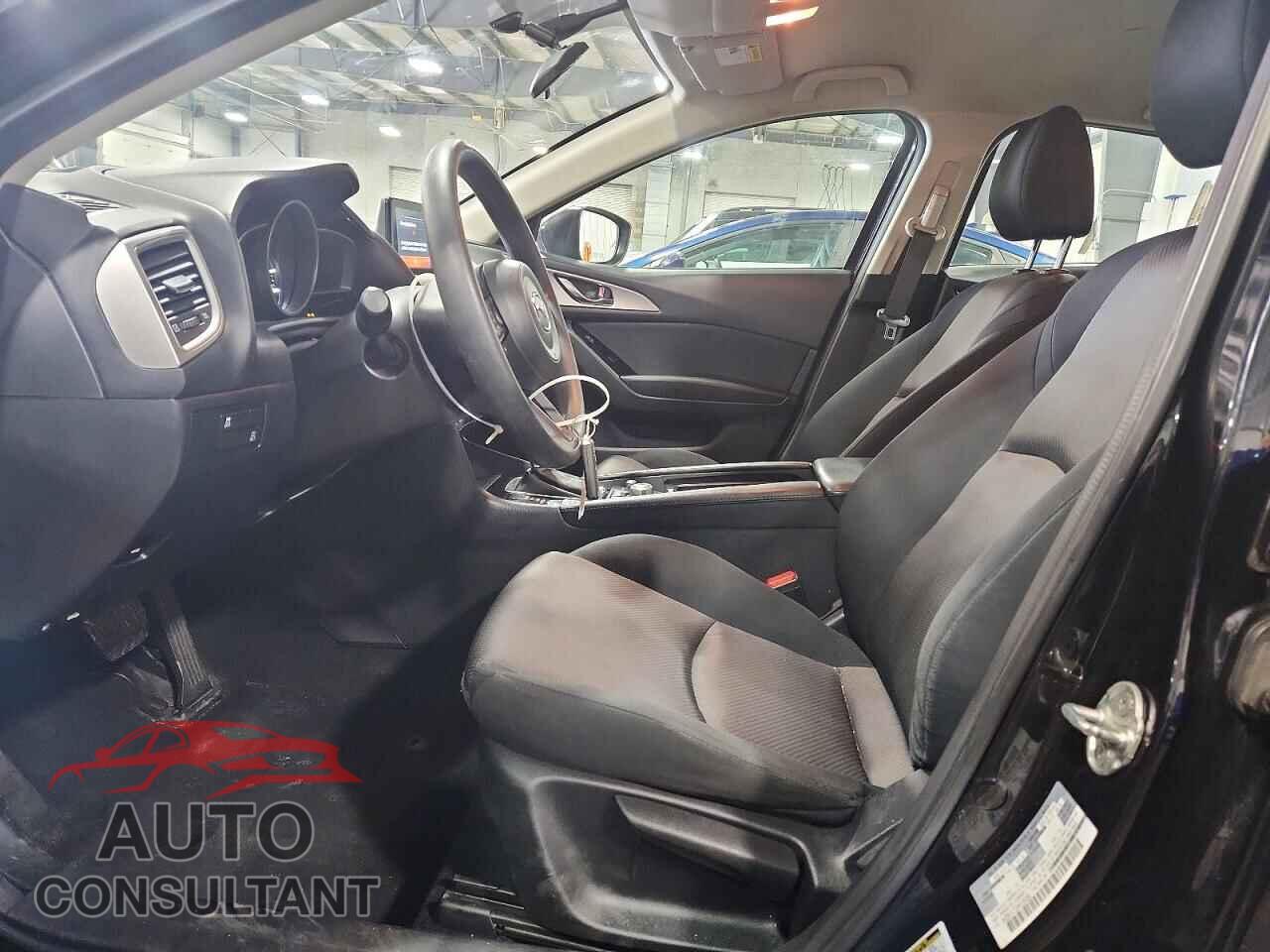 MAZDA 3 2017 - 3MZBN1U72HM104356