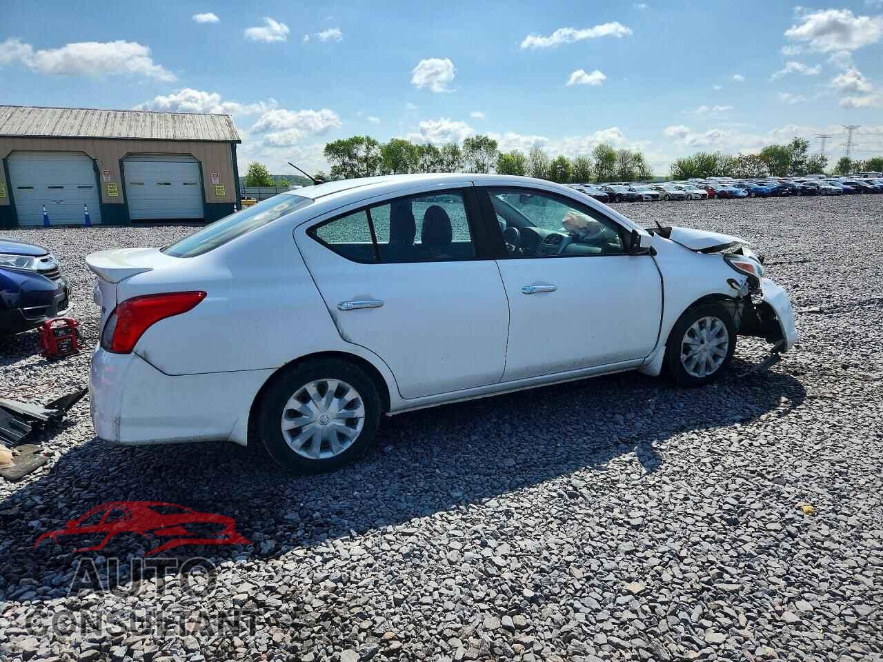 NISSAN VERSA 2015 - 3N1CN7AP1FL848793