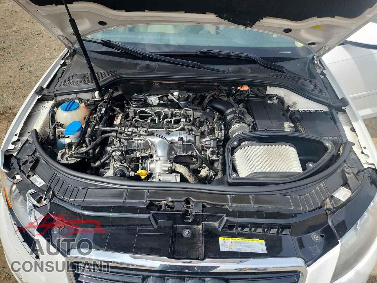 AUDI A3 2013 - WAUBJAFM9DA022744
